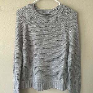 Banana Republic Light Gray Crew Neck Sweater with Textured Knit